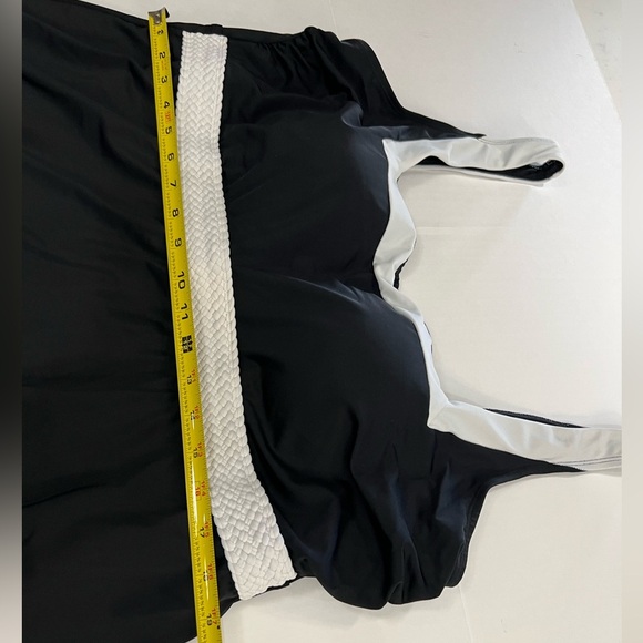 Elegant Black Swim Top - Picture 10 of 15